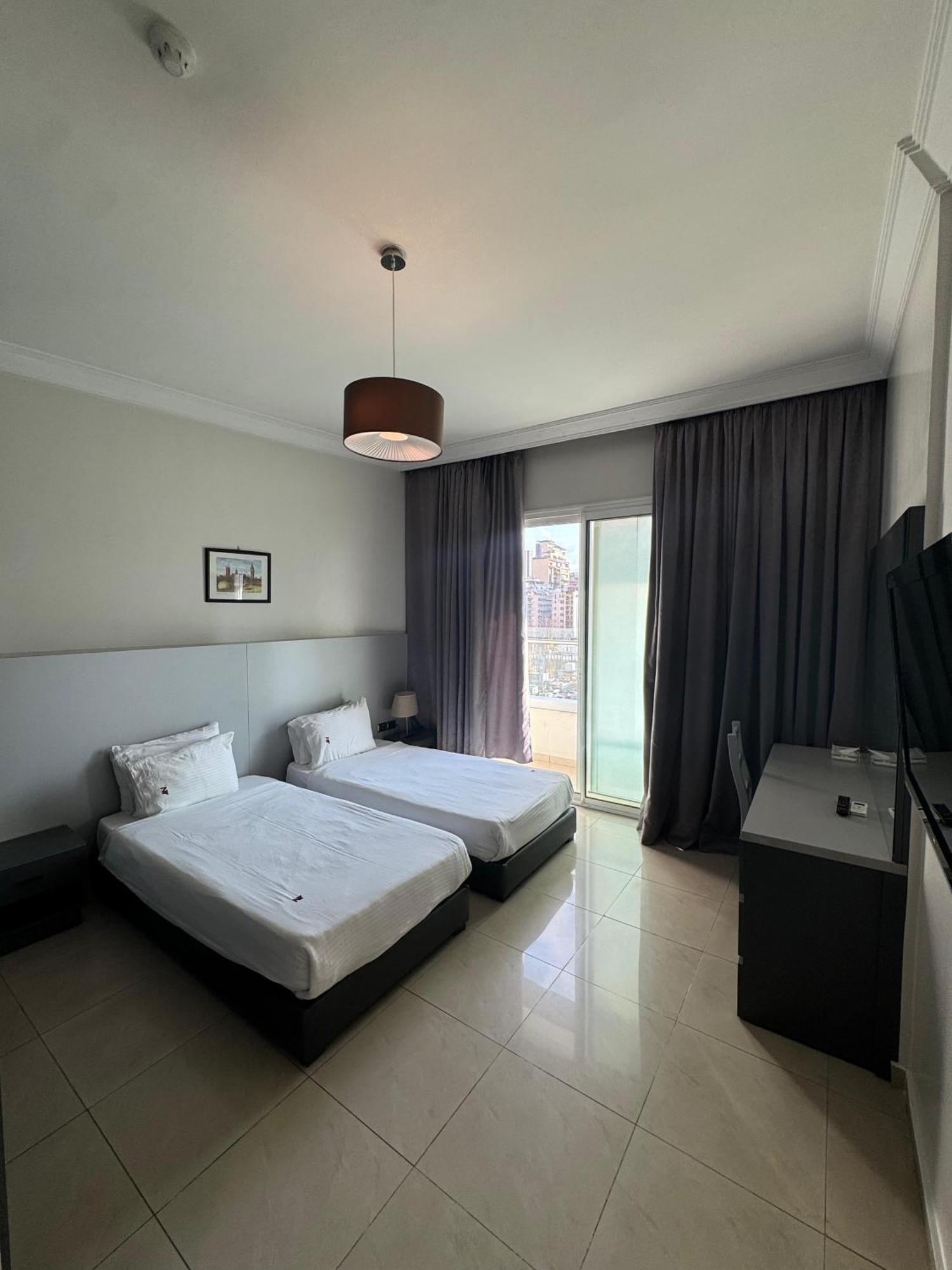 Ny Suites Beirut Luaran gambar
