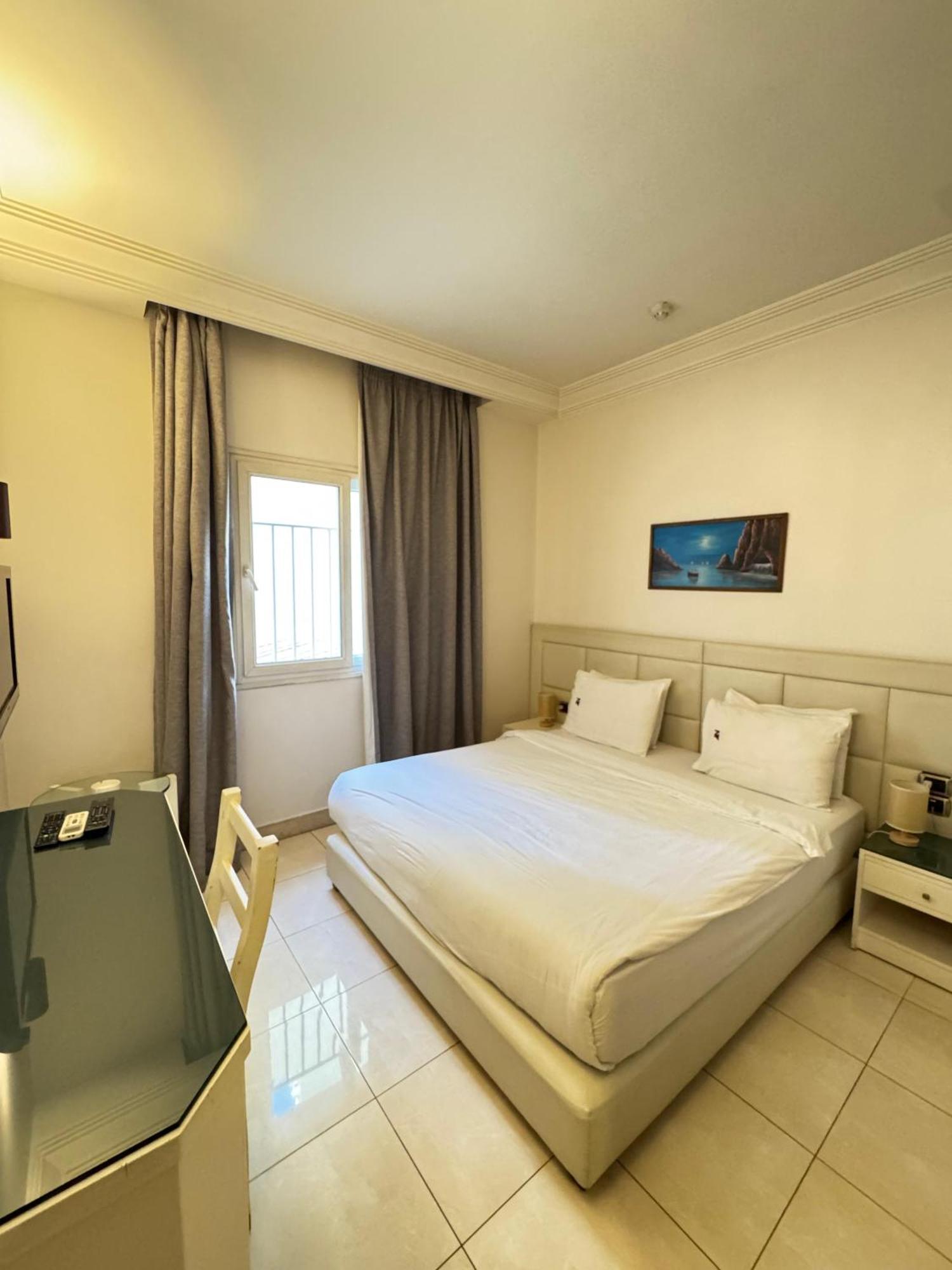 Ny Suites Beirut Luaran gambar