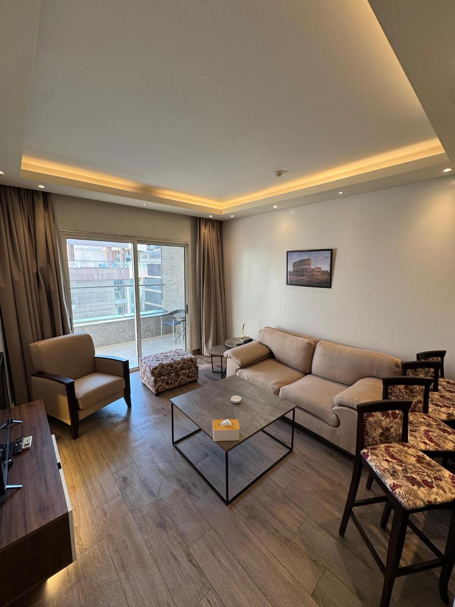 Ny Suites Beirut Luaran gambar